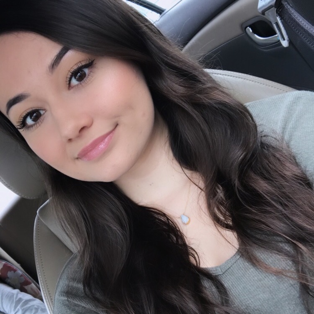 Meet your Posher, Breanne